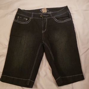 Dark rinse bermuda shorts
